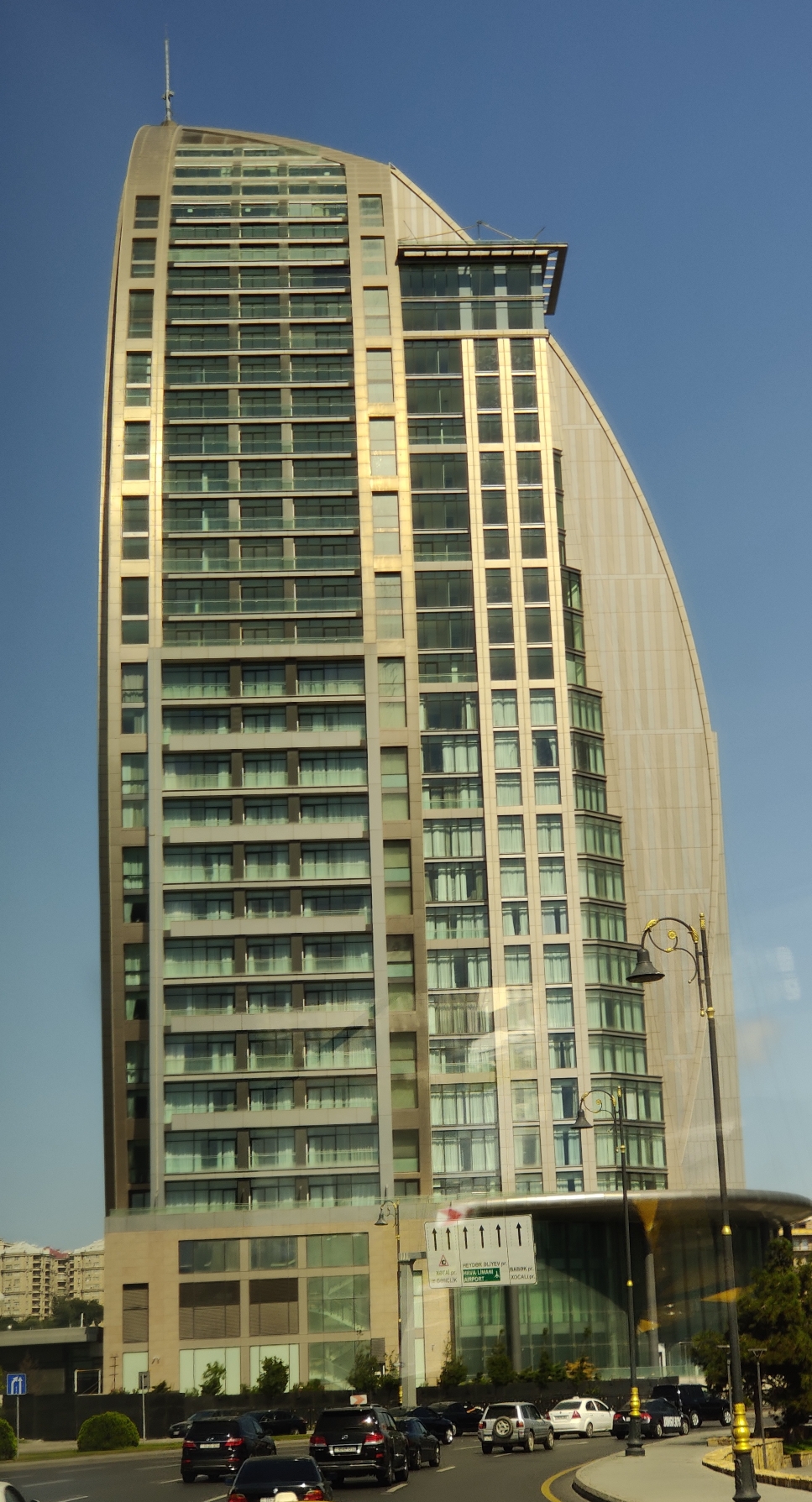 बनावटी इमारतें!!!